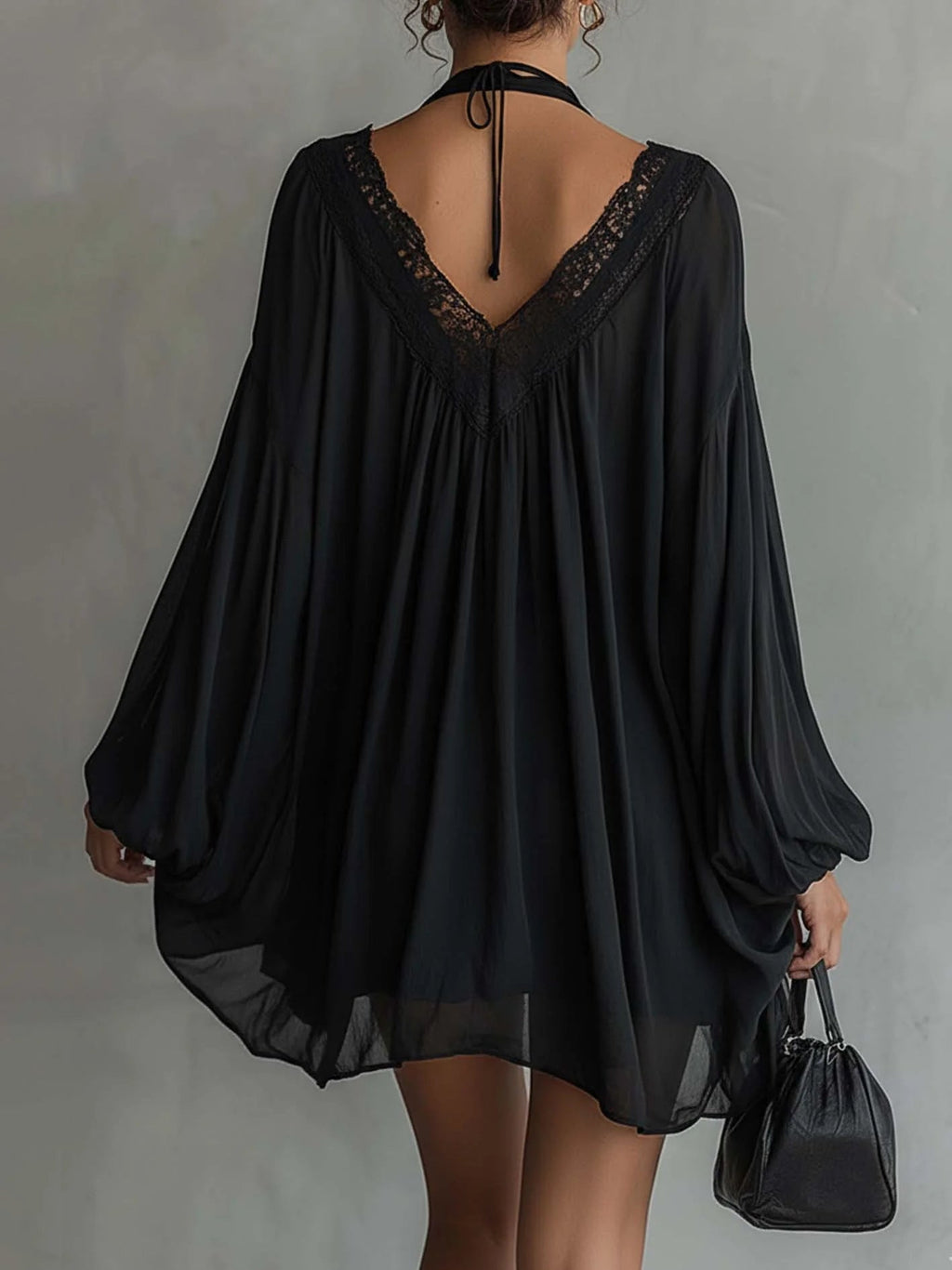 Giulia | Mini vestido negro con encaje