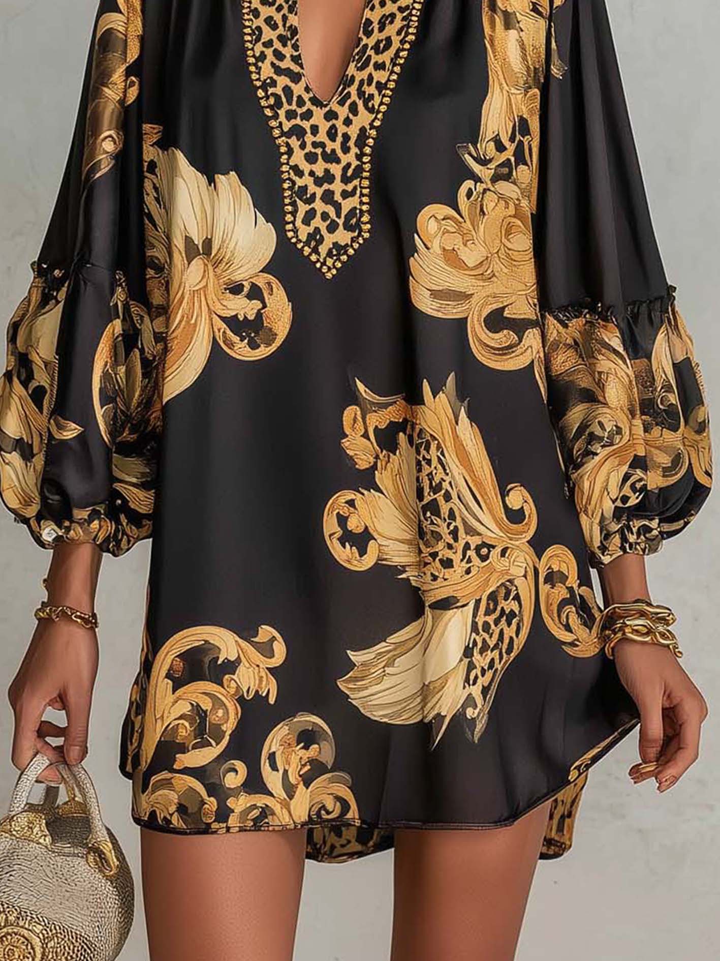 Vestido Mini de Cuello en V con Estampado Barroco Retro Negro