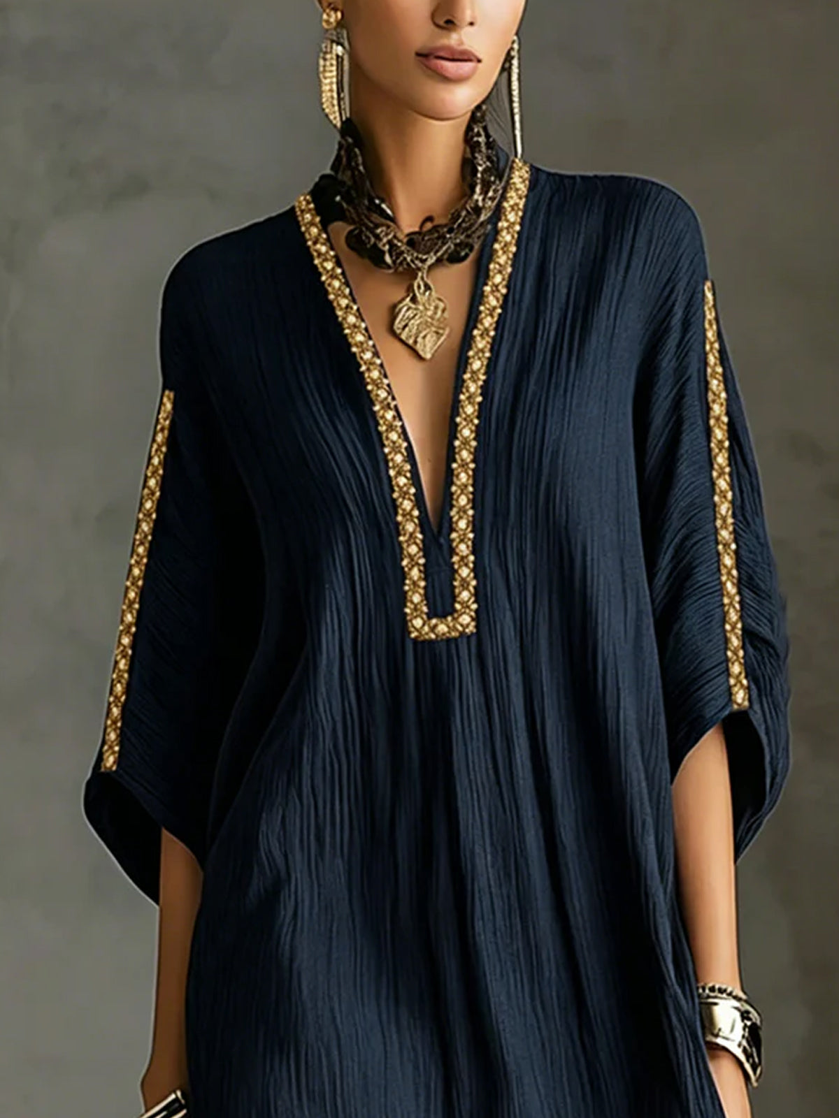 Melysa | Vestido corto azul con escote en V profundo