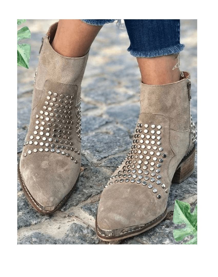 Aina | Botas con Bordes Tachonados