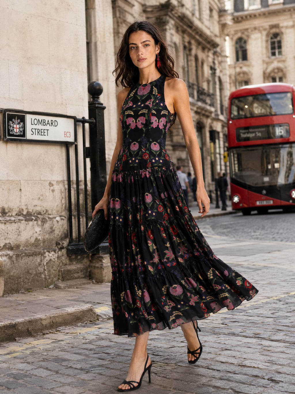 Alexia | Vestido Maxi Fluido de Chiffón Impreso sin Espalda Elegante