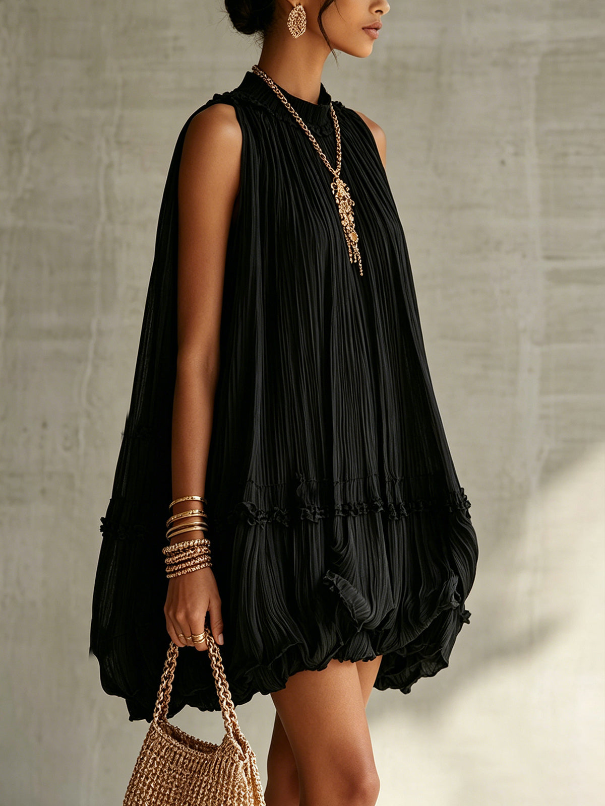 Bianca | Mini vestido negro vaporoso