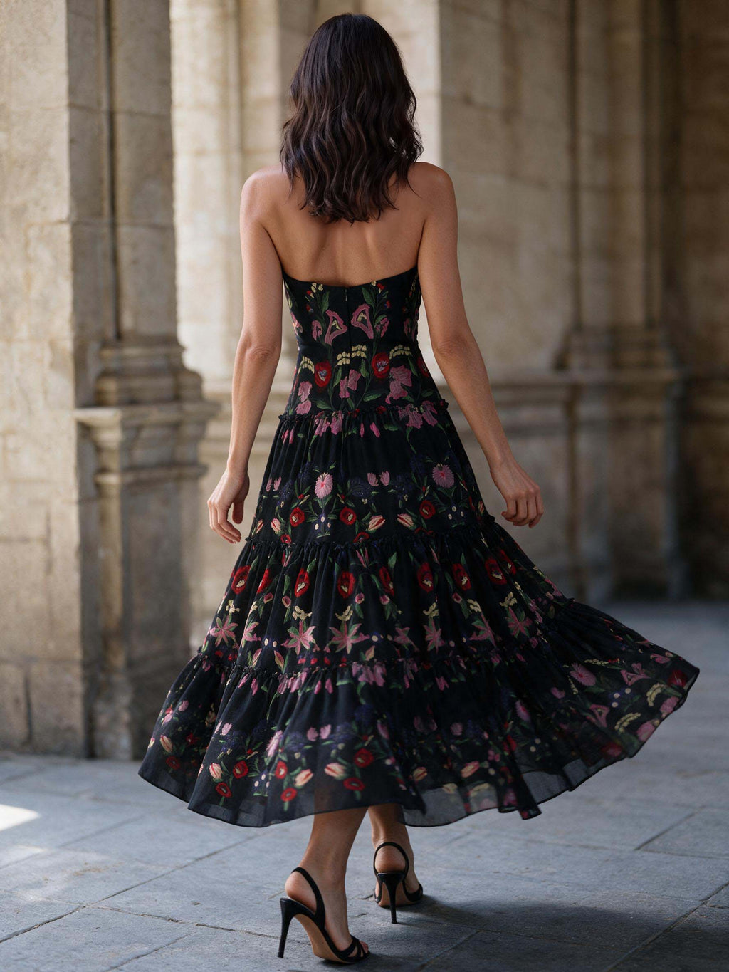 Alexia | Vestido Maxi Fluido de Chiffón Impreso sin Espalda Elegante
