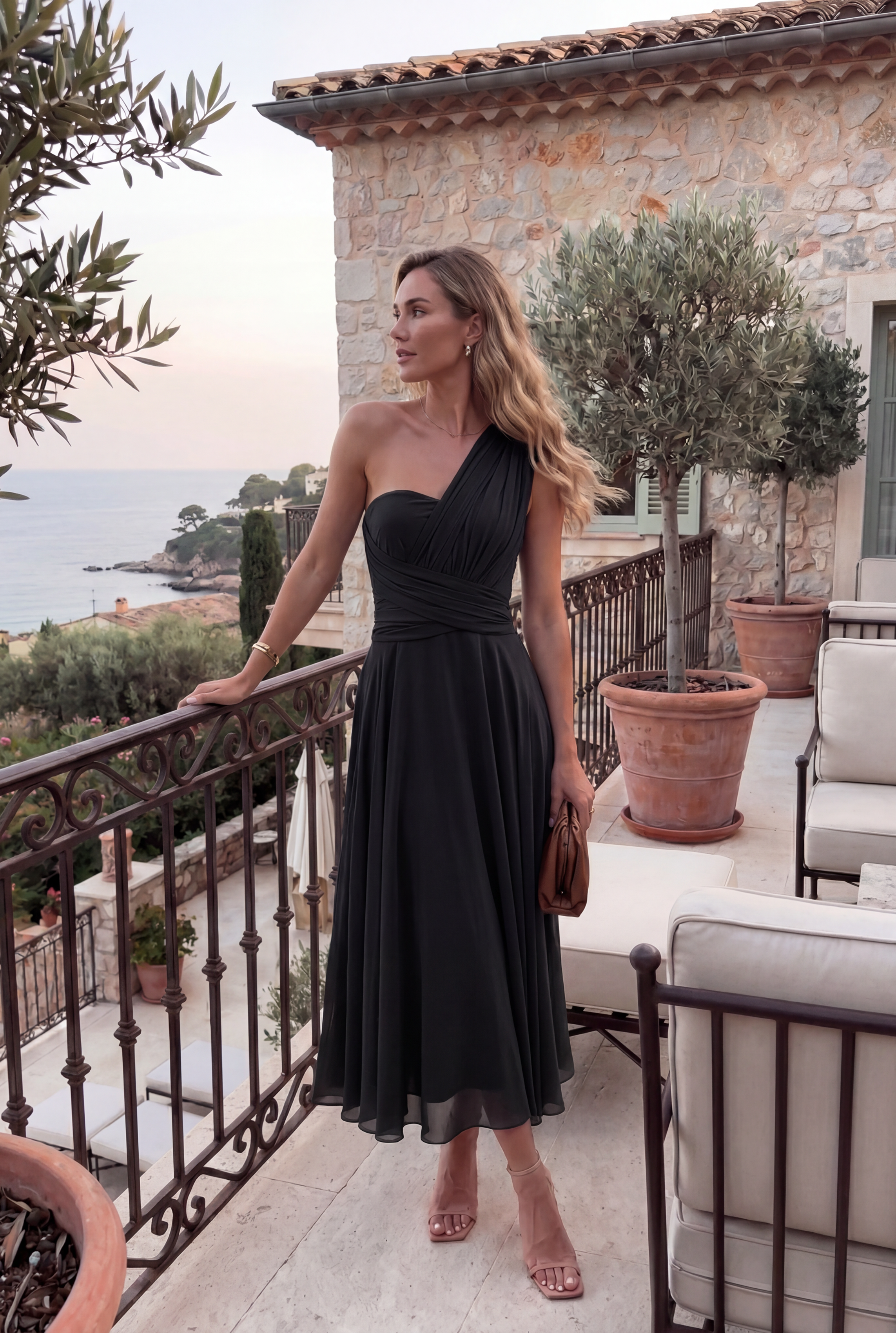 El Murano | Vestido azul marino multiposición con falda asimétrica